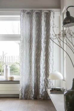 Ösenschal Moiré Blickdicht Wellen Hellgrau 199050 -Orex Verkäufe oesenschal Moire blickdicht Wellen hellgrau 1990 6